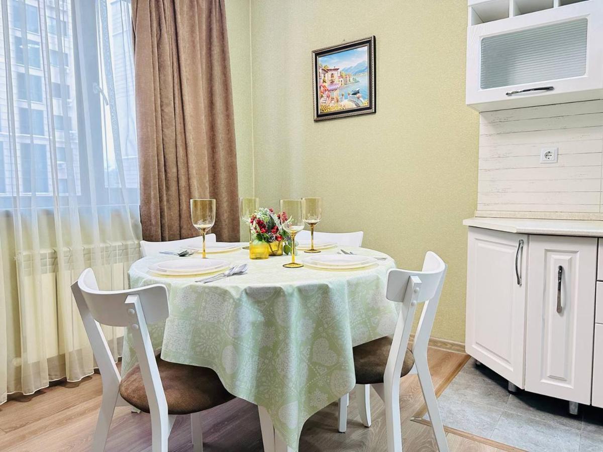 Apartament Central Park In The City Center Ałma Ata Zewnętrze zdjęcie