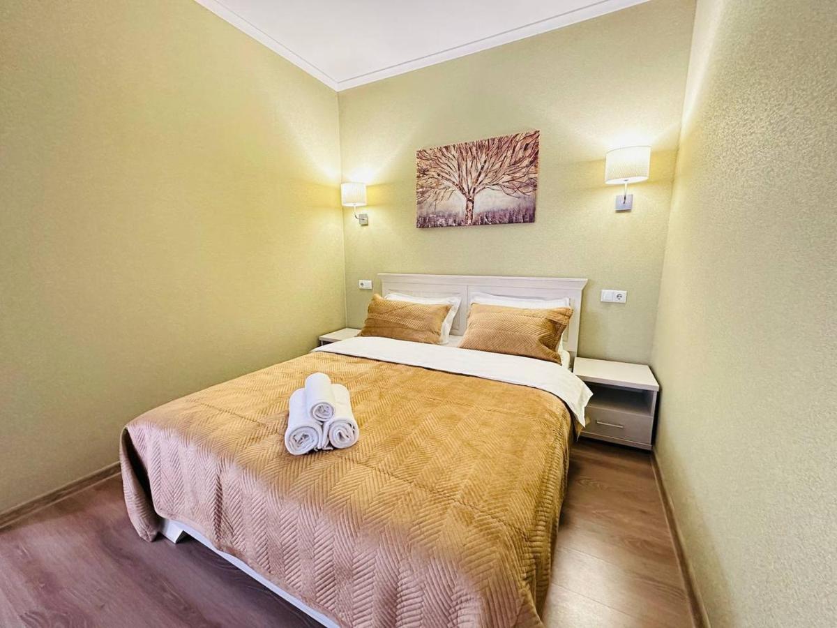 Apartament Central Park In The City Center Ałma Ata Zewnętrze zdjęcie